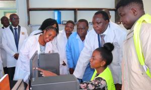 PS at Engineering and ICT Research Centre Design and Fabication